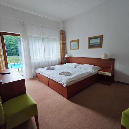 Geyserpark Village Карловы Вары Экстерьер фото